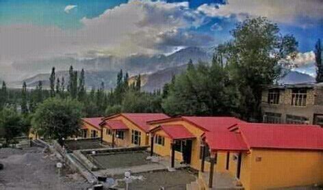 Hotel in Skardu | Stay at Hotel in Skardu - Rozefstourism.com