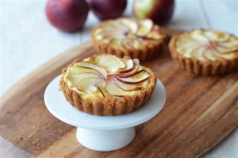 Apple Custard Tart Recipe - Great British Chefs