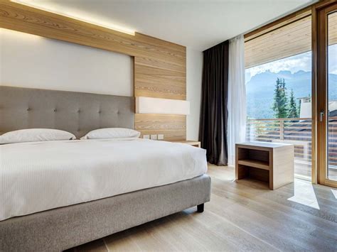 Hotel in Cortina | The official Dolomites website | Cortina | Dolomiti ...