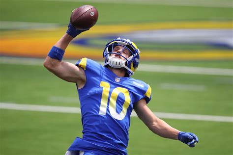 Does Cooper Kupp deserve to be in the conversation for 2021 NFL MVP award?