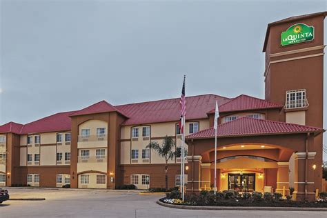 La Quinta Inn & Suites by Wyndham Houston Hobby Airport | Houston, TX ...