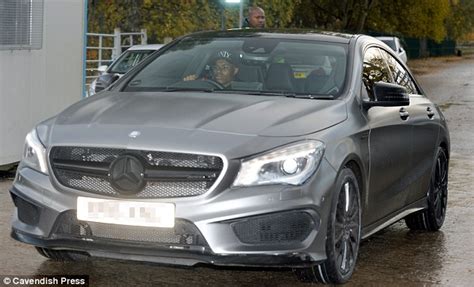 Marcus Rashford drives £60,000 Mercedes car into Carrington training ...