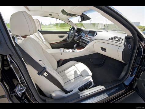 BMW 6-Series Coupe (2012) - Interior | Caricos