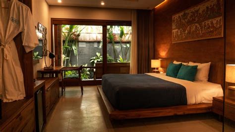 Should you stay at an Airbnb or hotel in Bali? - Point Hacks