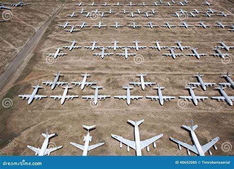 Airplane Boneyard editorial image. Image of retired, desert - 40652085