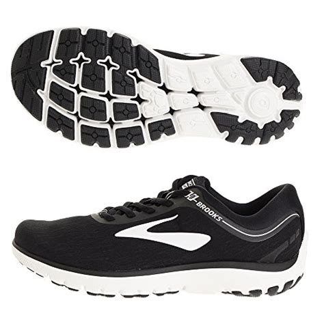 7 Best Brooks Running Shoes Reviews (2023)