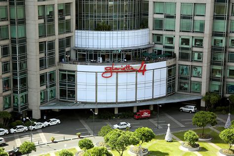 Glorietta Mall Makati #2 | View of the Glorietta 4 entrance.… | Flickr