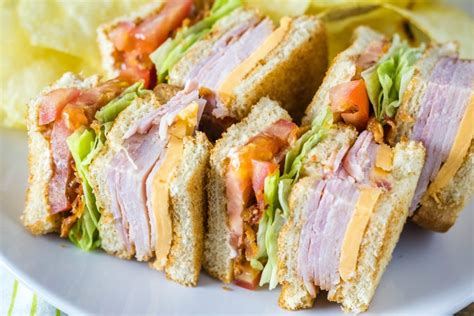 Classic Club Sandwich Recipe | YellowBlissRoad.com