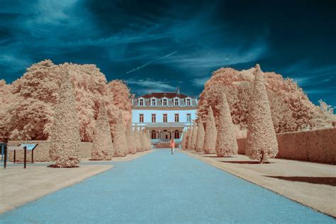 Infrared Nature in GMUNK photography — DESIGNCOLLECTOR