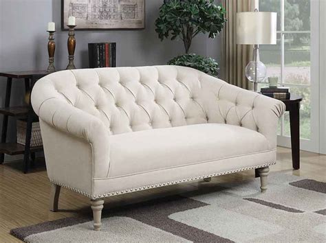 The Difference Between A Sofa and A Settee – Furnishing Tips