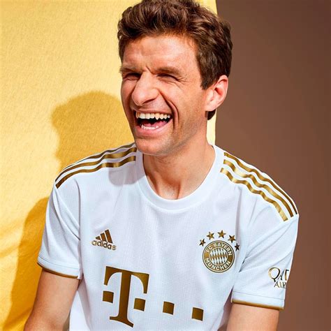 Bayern Munique 2022-2023 MANE KIMMICH Camisa De Futebol Masculina - Escorrega o Preço