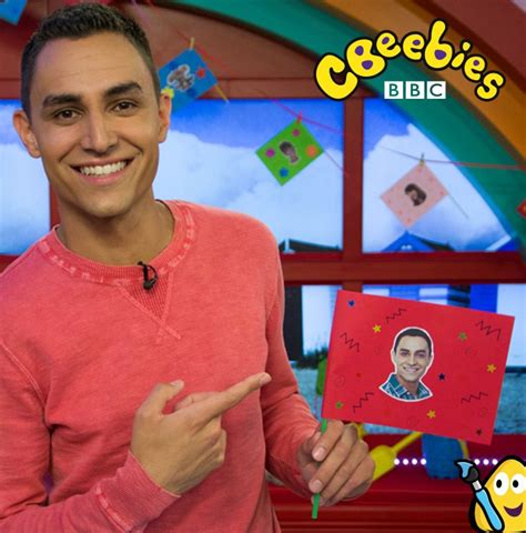 Make a CBeebies sandcastle selfie flag this summer and make your mark ...