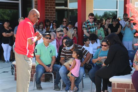 Vigil held for five victims of shooting in Cleveland | Bluebonnet News