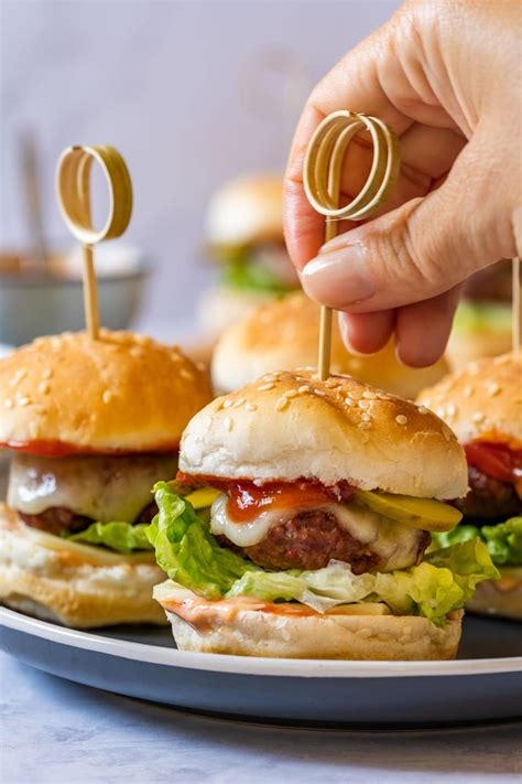 Mini Cheeseburgers Recipe - Appetizer Addiction