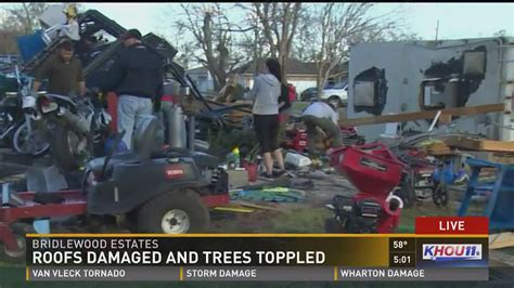 F2 Tornado tears through Fort Bend communities | khou.com