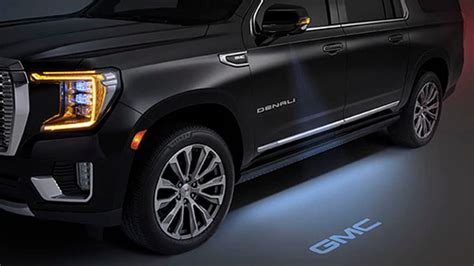 Could the 2024 GMC Yukon Denali Ultimate Upset the Cadillac Escalade?