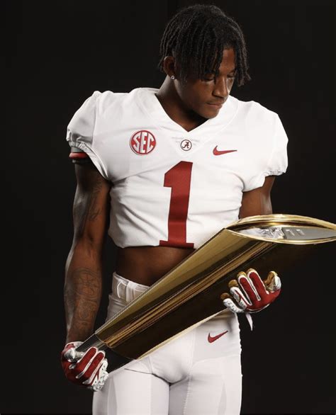 Former Florida Commit Wide Receiver Isaiah Bond Flips to Alabama ...