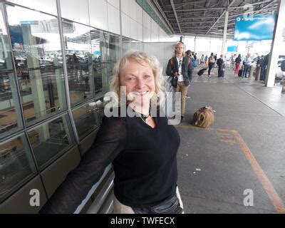 The arrivals hall at Oliver Tambo airport in Johannesburg Stock Photo - Alamy