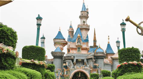 Tips for an unforgettable Hong Kong Disneyland trip with Klook