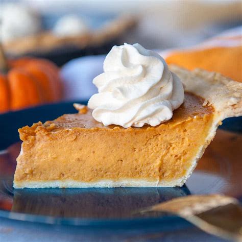 Classic Pumpkin Pie Recipe (No-Fail) – Sugar Geek Show