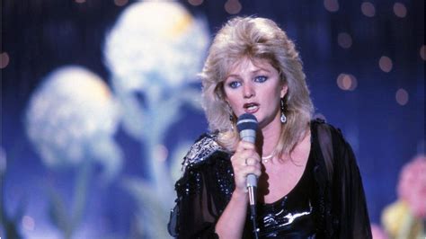 Bonnie Tyler on why she still adores Total Eclipse of the Heart - BBC News