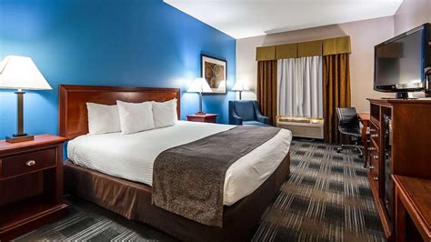 BEST WESTERN GENESEO INN $100 ($̶1̶1̶5̶) - Updated 2020 Prices & Hotel ...