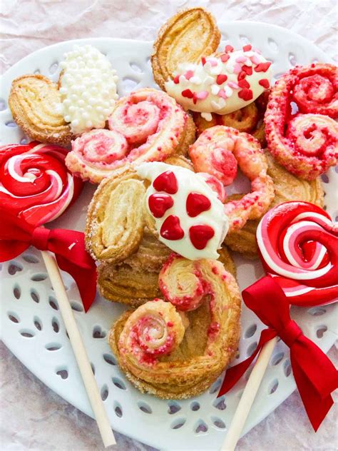 Heart Shaped Valentine's Day Cookies (Easy Recipe!) | Delicious Table