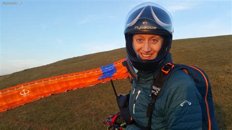 Nancy testing the new Wani Light 2... - Flybubble Paragliding