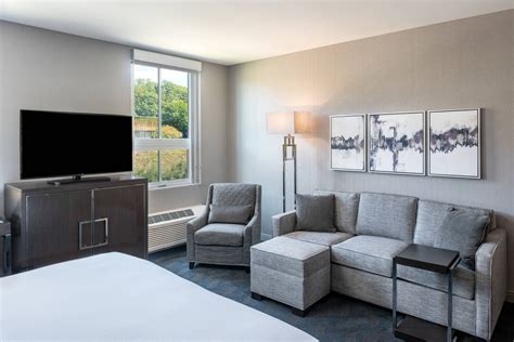 Waltham Hotel Photos | Residence Inn Boston Waltham