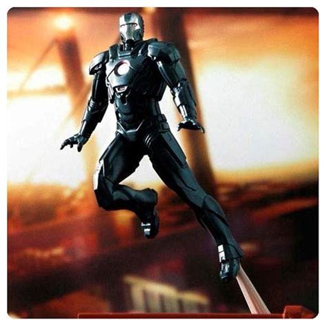 Iron Man 3 Mark 16 Black Stealth Nightclub Suit Mini-Figure