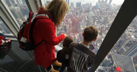 Empire State Building: 80th floor provides new visitor experience - CBS ...