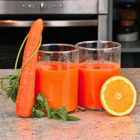 Freshly Squeezed Orange Carrot Juice - Alphafoodie