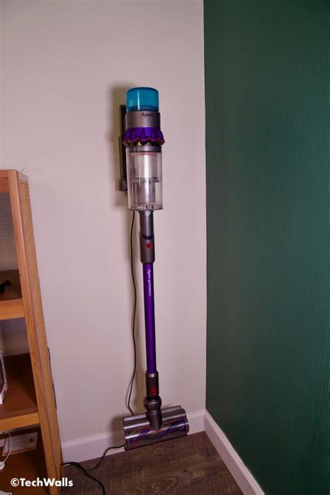 Dyson Gen5detect Vacuum Cleaner Review - Breaking Down the Pros and Cons - TechWalls