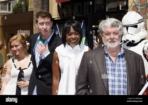 GEORGE LUCAS FAMILY STAR WARS: THE CLONE WARS U.S. PREMIERE HOLLYWOOD Stock Photo: 28119409 - Alamy