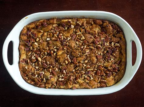 Sweet And Sticky Pecan Pie Bread Pudding – 12 Tomatoes