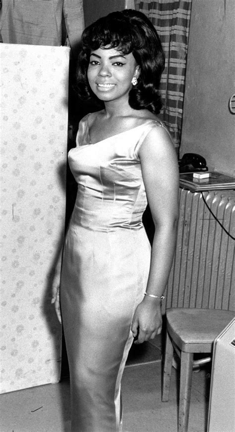 The "First Lady of Motown" Mary Wells, in the 1960's. | Black music, Vintage black glamour, Glamour