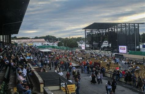 Allentown Fair veteran Carrie Underwood hits grandstand for makeup ...