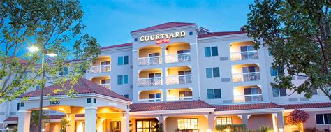 Novato CA Hotels | Courtyard Novato Hotel in Marin County