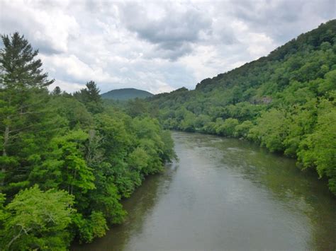 American Travel Journal: French Broad River to Craggy Gardens - Blue Ridge Parkway