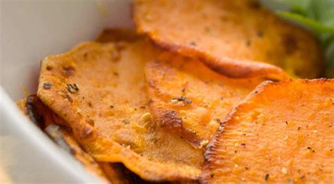 healthy sweet potato chips - Emily Ackart Fitness and Nutrition