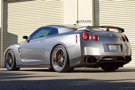 VIP Appearance of Custom Gray Nissan GT-R with Carbon Fiber Accents and Exoic Wheels | Nissan gt ...