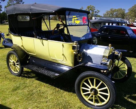 File:1914 T Model Ford.jpg - Wikimedia Commons