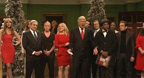 'SNL' Parodies 'It's A Wonderful Life' in Cold Open With Alec Baldwin ...