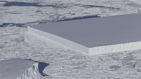 Rectangular Iceberg Spotted During NASA Antarctic Flyover [Video]