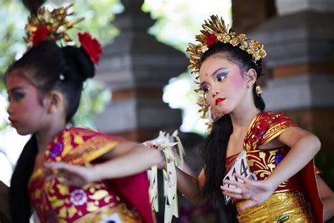 Keunikan Tari Pendet, Kesenian Tradisional dari Pulau Dewata - Daerah Katadata.co.id