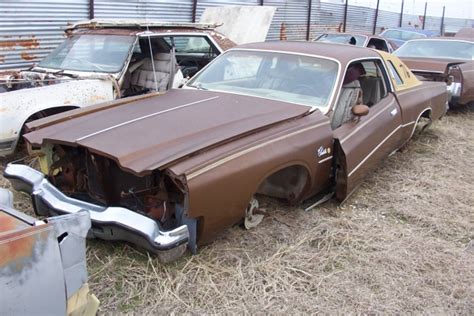 1976 Chrysler Cordoba Parts Car 1