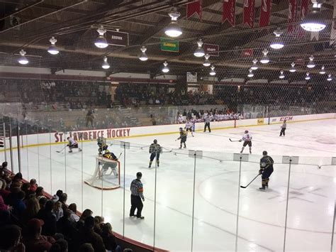 Bobcats Hockey Blog: Quinnipiac inches closer to home playoff series ...