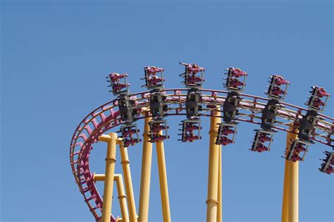 Archivo:Six Flags Magic Mountain X (1).jpg - Wikipedia, la enciclopedia libre