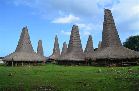 MLDSPOT | Destinasi Sumba Timur, Hidden Gem dengan Sejuta Keindahan Nusantara