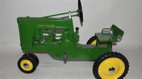 John Deere Pedal Tractor | M369 | Iowa Premier 2018